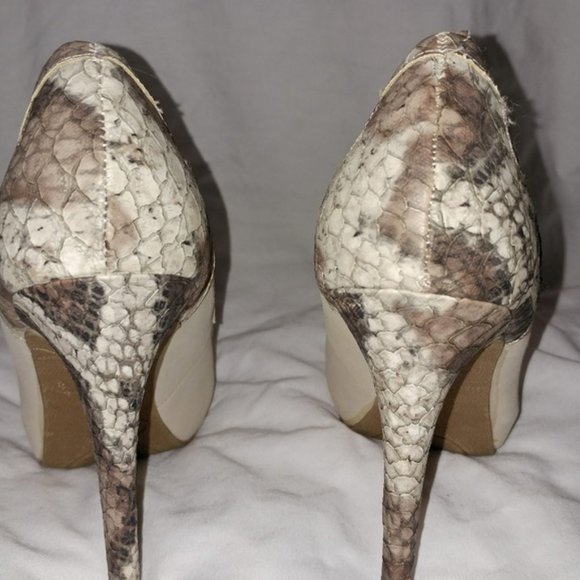 Paula Abdul High Heels - Picture 3 of 3